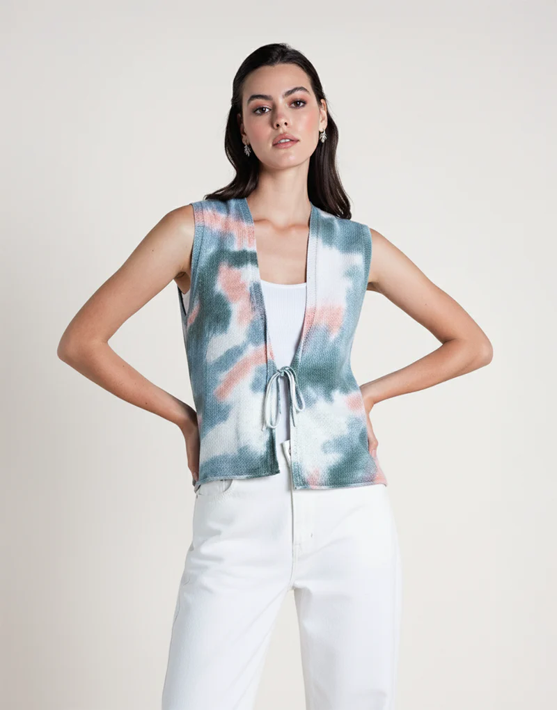 Ada Vest - Sky