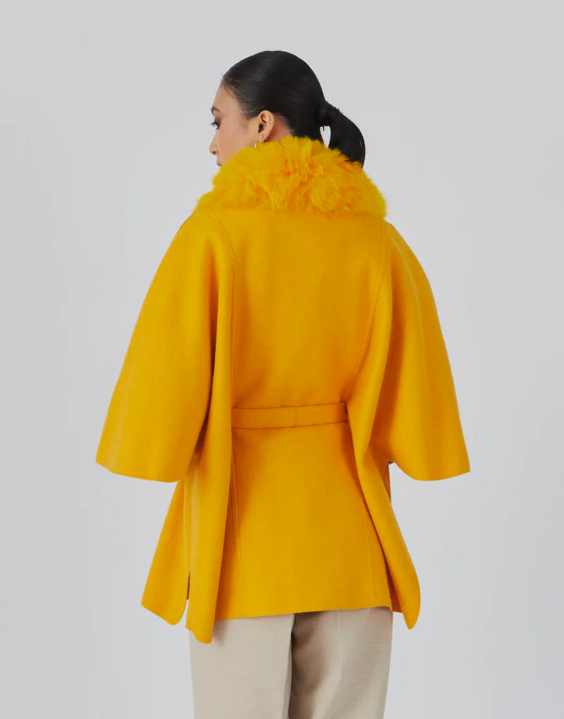 Bella Cape - Imagen 5