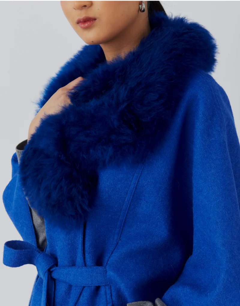 Bella Cape - Imagen 9